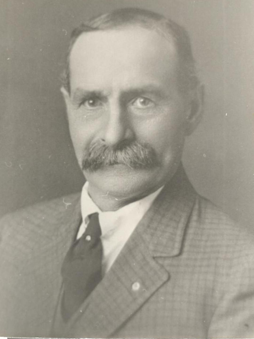 Robert Fisher (1859 - 1942) Profile